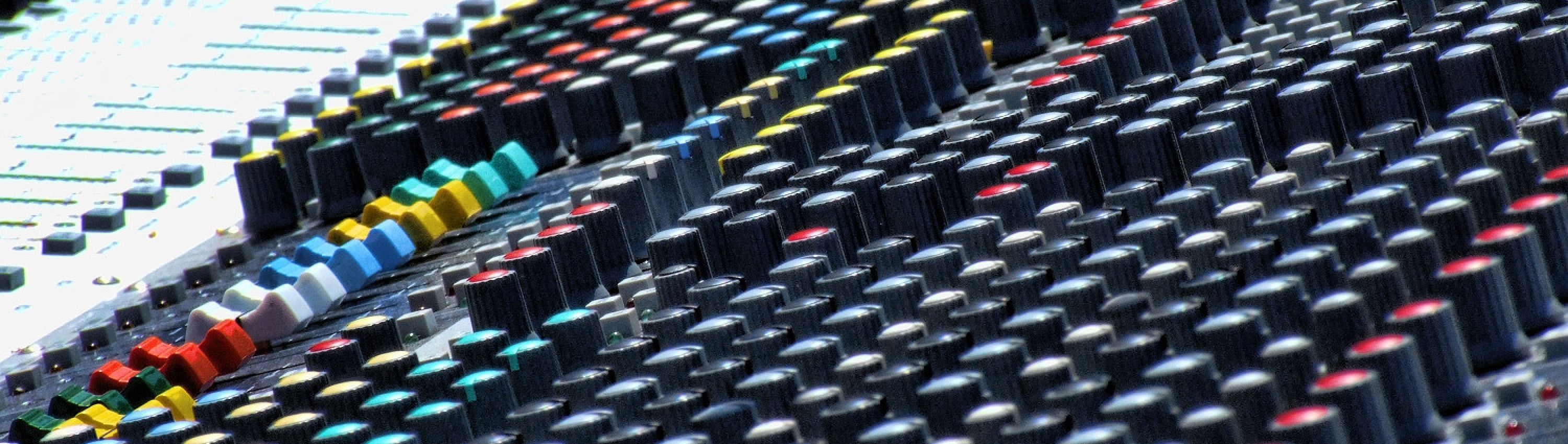 Werbung in Film und Ton, damit auch die Augen und Ohren Ihrer Kunden etwas wahrnehmen.